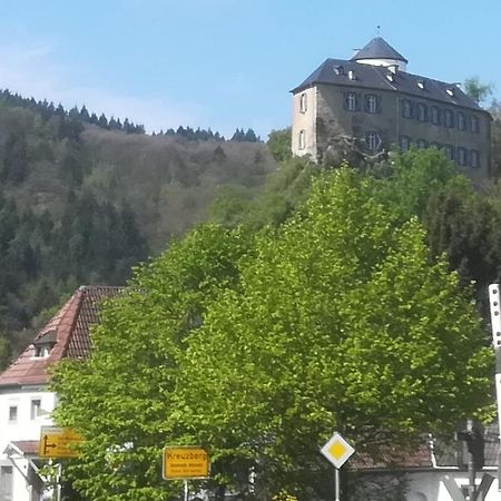Gastehaus Am Fels Hotel Altenahr Exterior photo